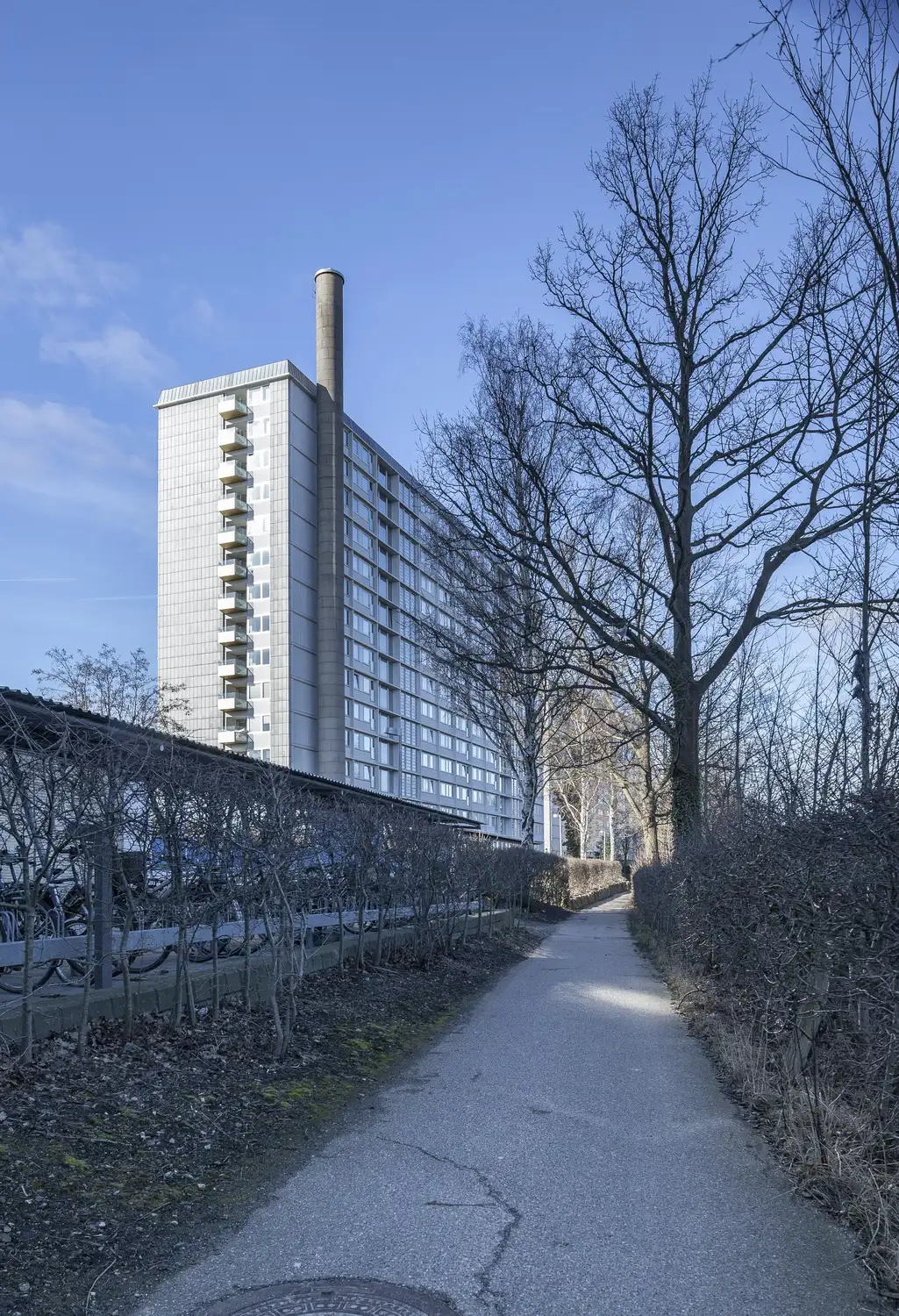 En udsigt over altanerne ved Sorgenfrivang i Danmark