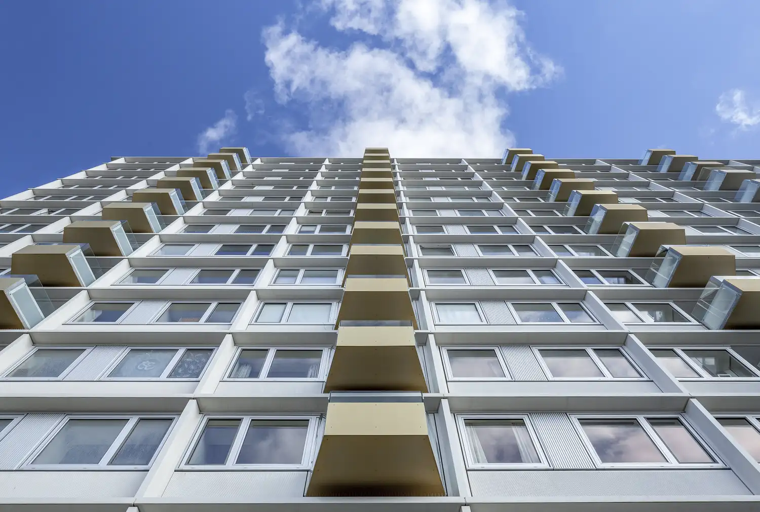 En udsigt over altanerne ved Sorgenfrivang i Danmark